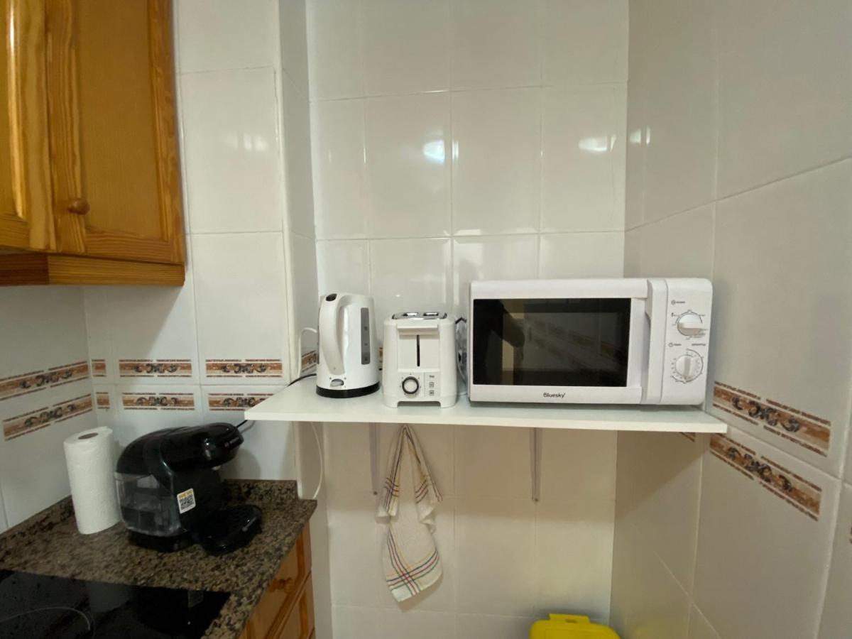 Apartamento Caballero De Rodas ตอร์เรเวียคา ภายนอก รูปภาพ